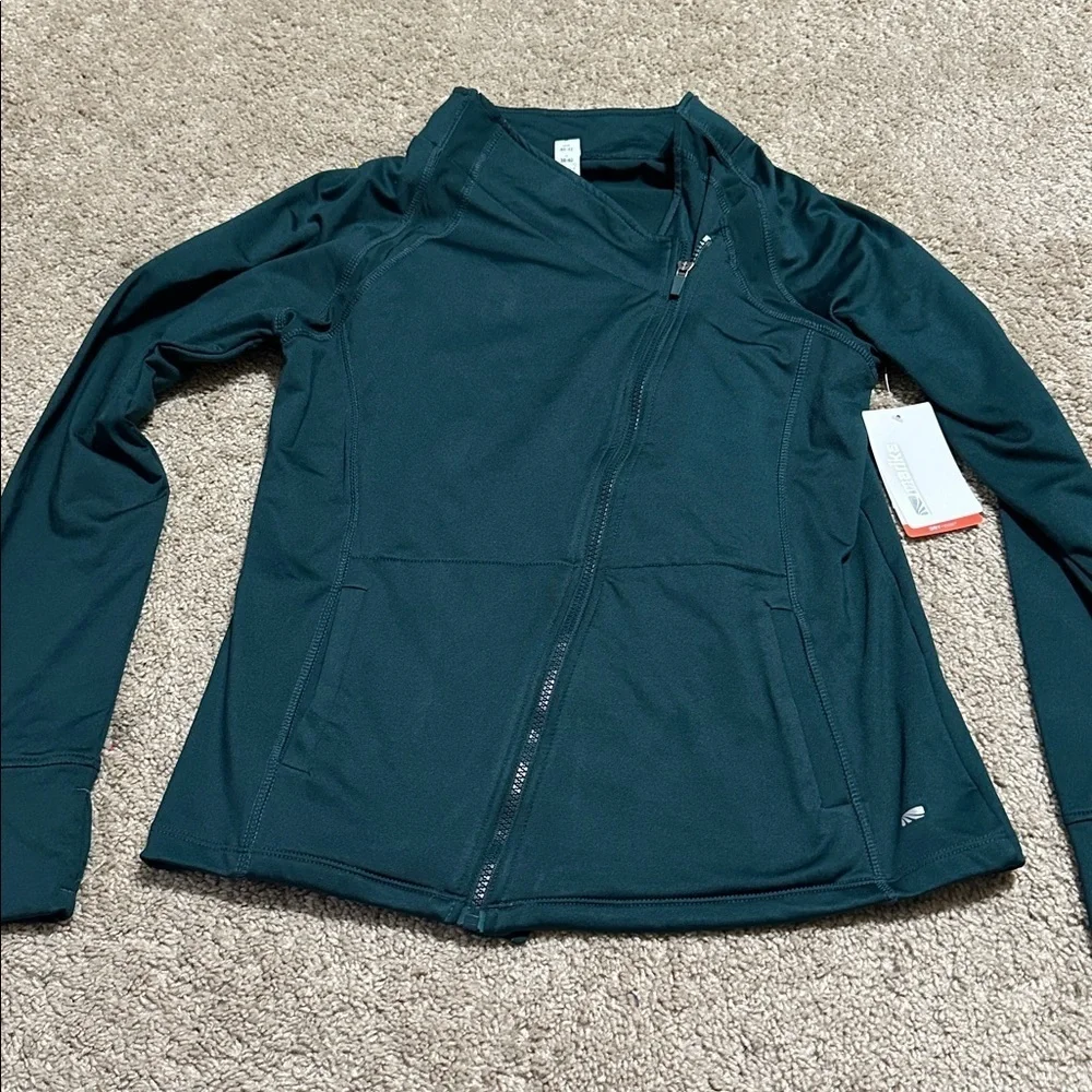 Marika Women's Green Asymmetrical Zip Active Wear Jacket Sz M NWT